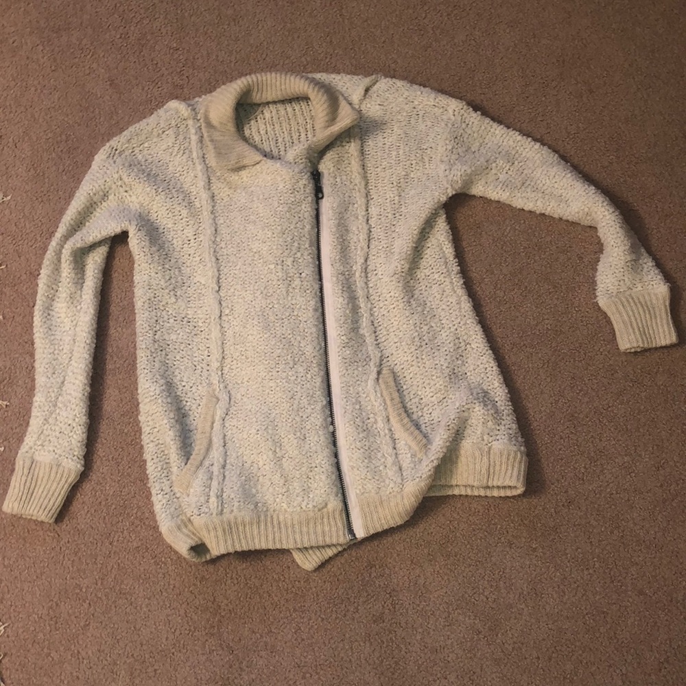 Free People Sweater Size Medium